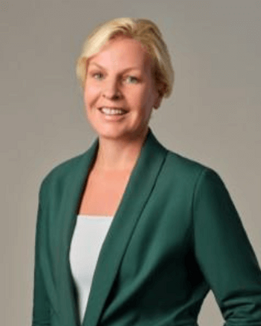 Afbeelding met kleding, persoon, Menselijk gezicht, glimlach

Door AI gegenereerde inhoud is mogelijk onjuist.