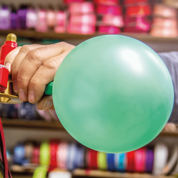 Lachgas: bevriezing en zuurstoftekort zijn echt niet grappig